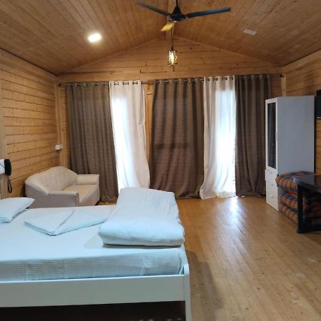 The Candlewood Resort Murūd Esterno foto