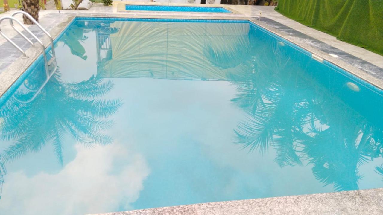 The Candlewood Resort Murūd Esterno foto