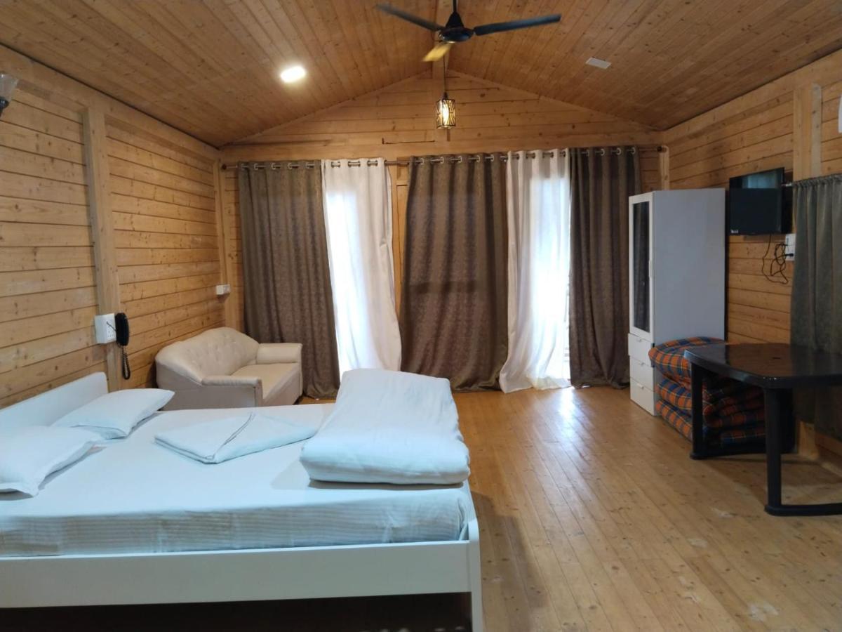 The Candlewood Resort Murūd Esterno foto