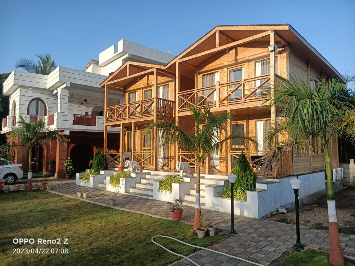 The Candlewood Resort Murūd Esterno foto