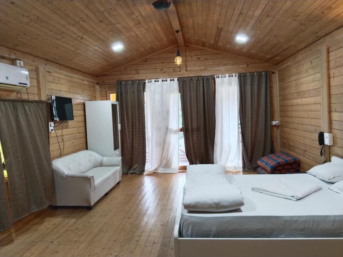 The Candlewood Resort Murūd Esterno foto